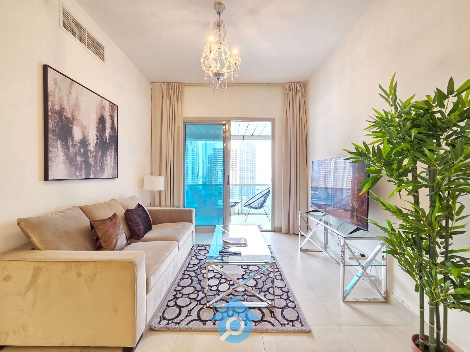 Pretty 2BHK in Marina Diamond | Prime Location | Easy Metro Access
