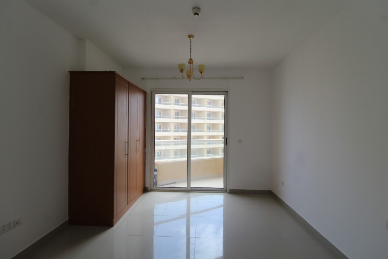 apartment card
