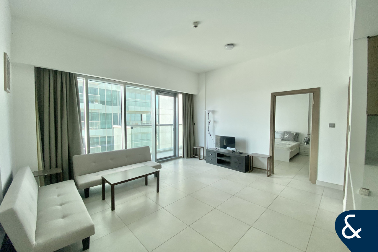apartment card