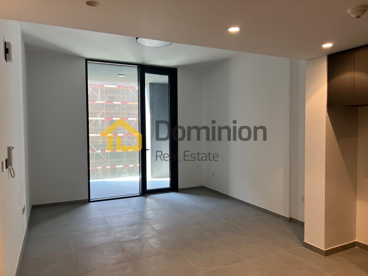 3 BHK | Modern Stylish Apartment | Strategic Location