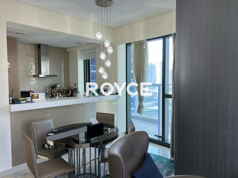 apartment card