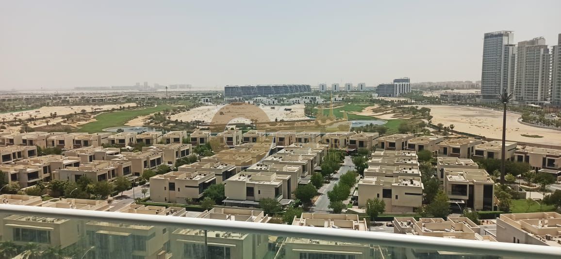 Golf View | Vacant Studio | Stunning Studio