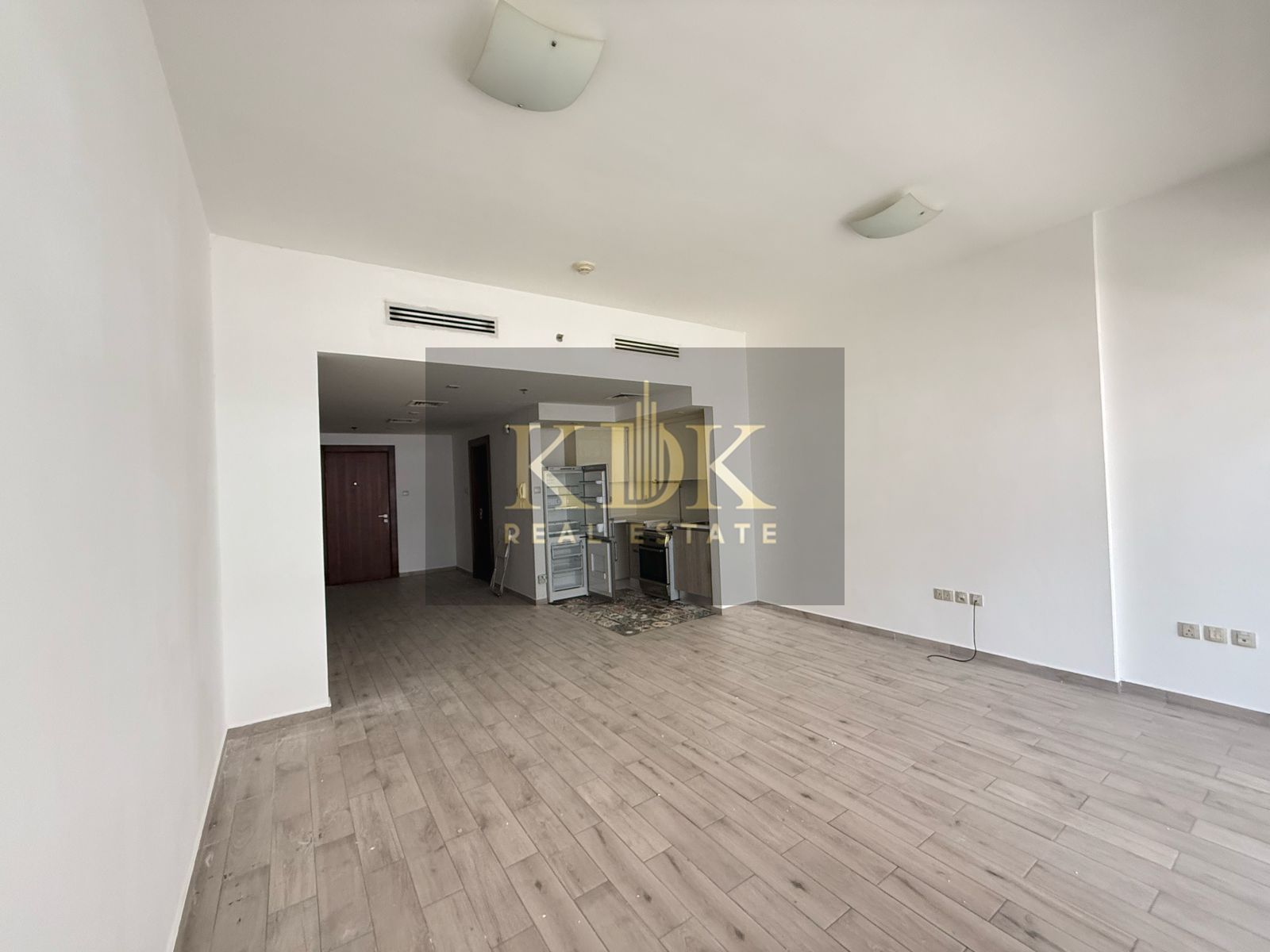 apartment card