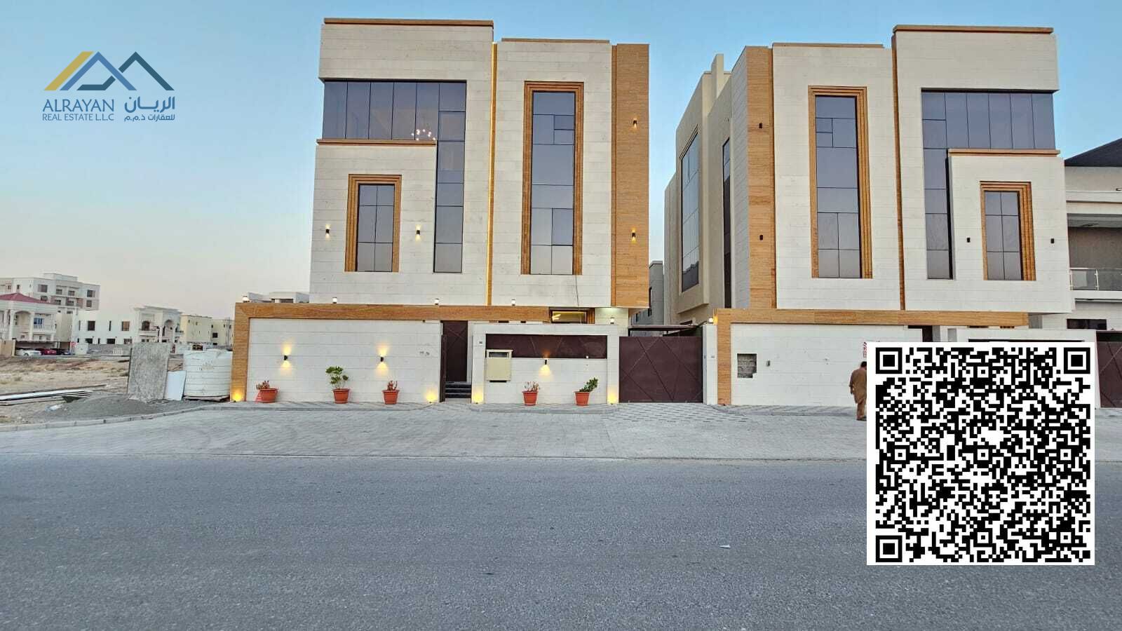 Ground floor and three floors, including registration and ownership fees, electricity, water and air conditioning connection fees
