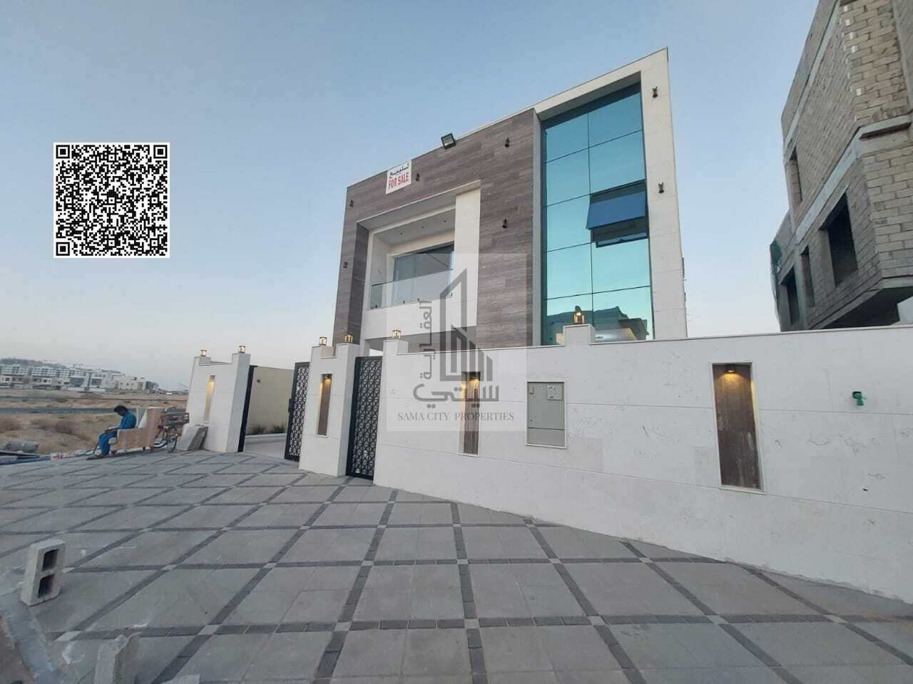 Villa with a modern rooftop finish on Sheikh Mohammed bin Zayed Road