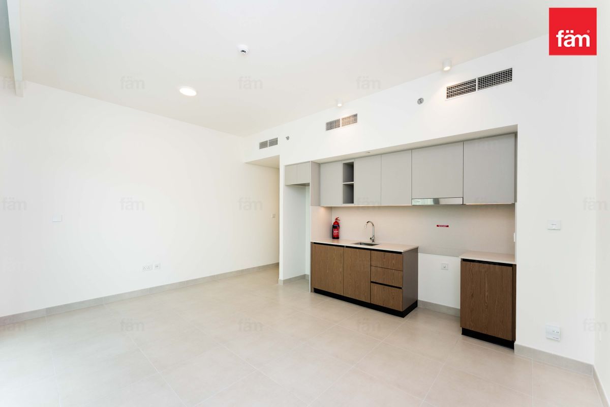 apartment card