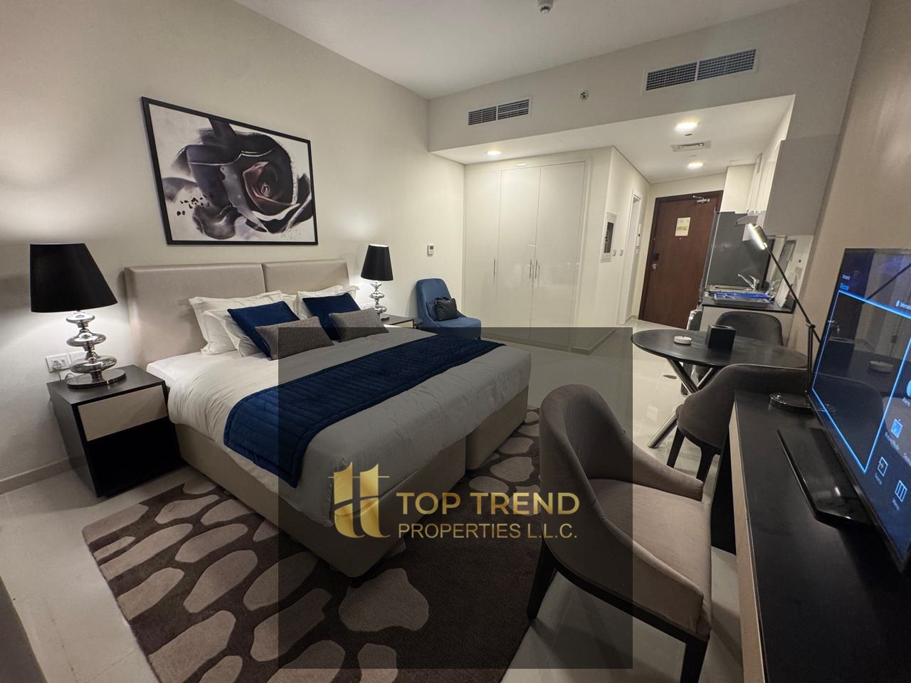 BRAND NEW II FULLY FURNISHED WITH BALCONY II VACANT