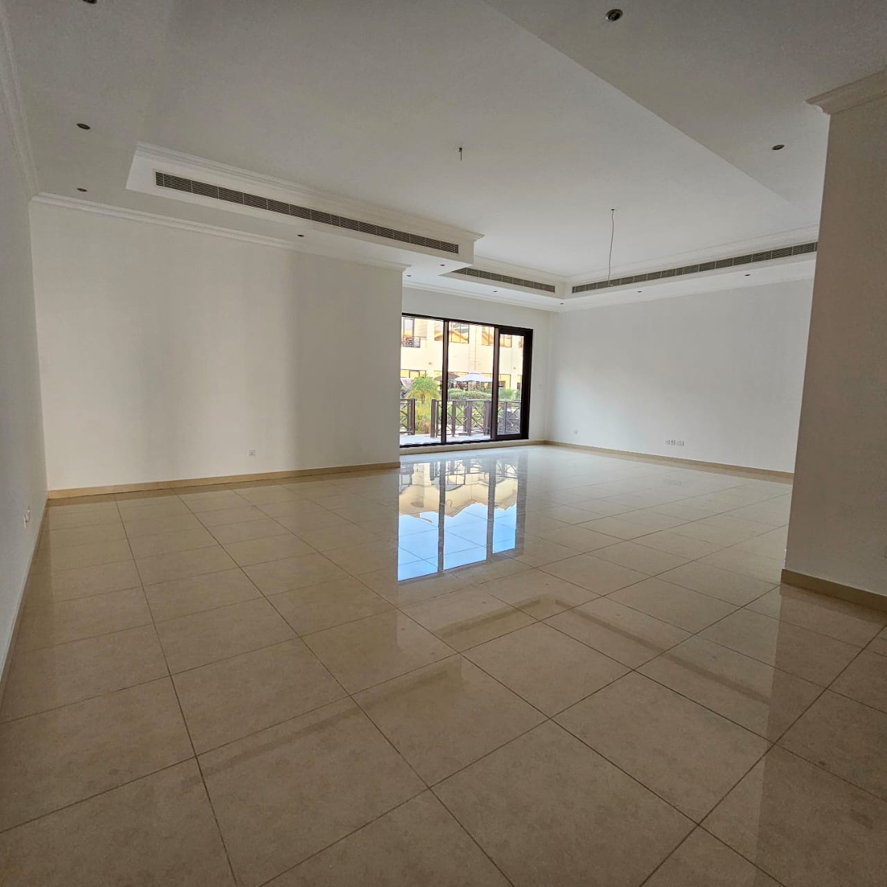 4 Bed compound villa | Near Mall Of Emirates