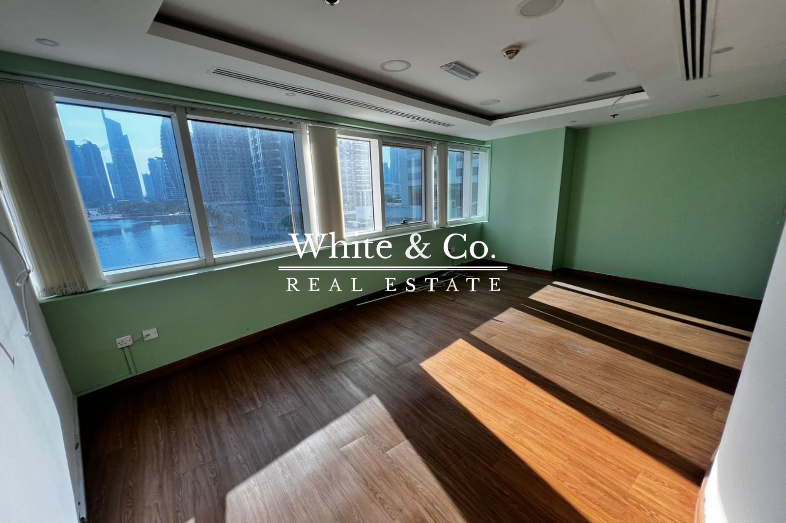 apartment card