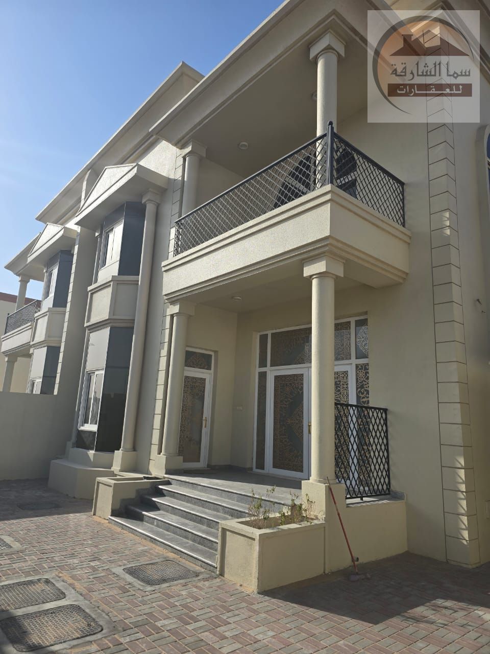 If you are looking for a villa for rent at a reasonable price in a high-end area and next to the university and schools in Al-Hawshi, a 5,000-square-f
