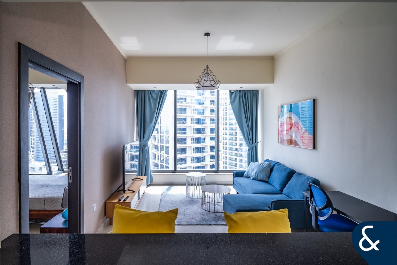 apartment card