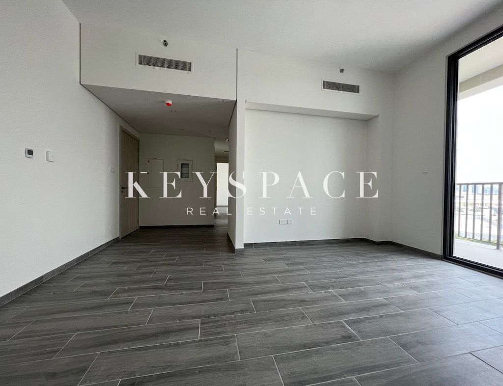 Direct Beach Access | Premium Unit | Resale