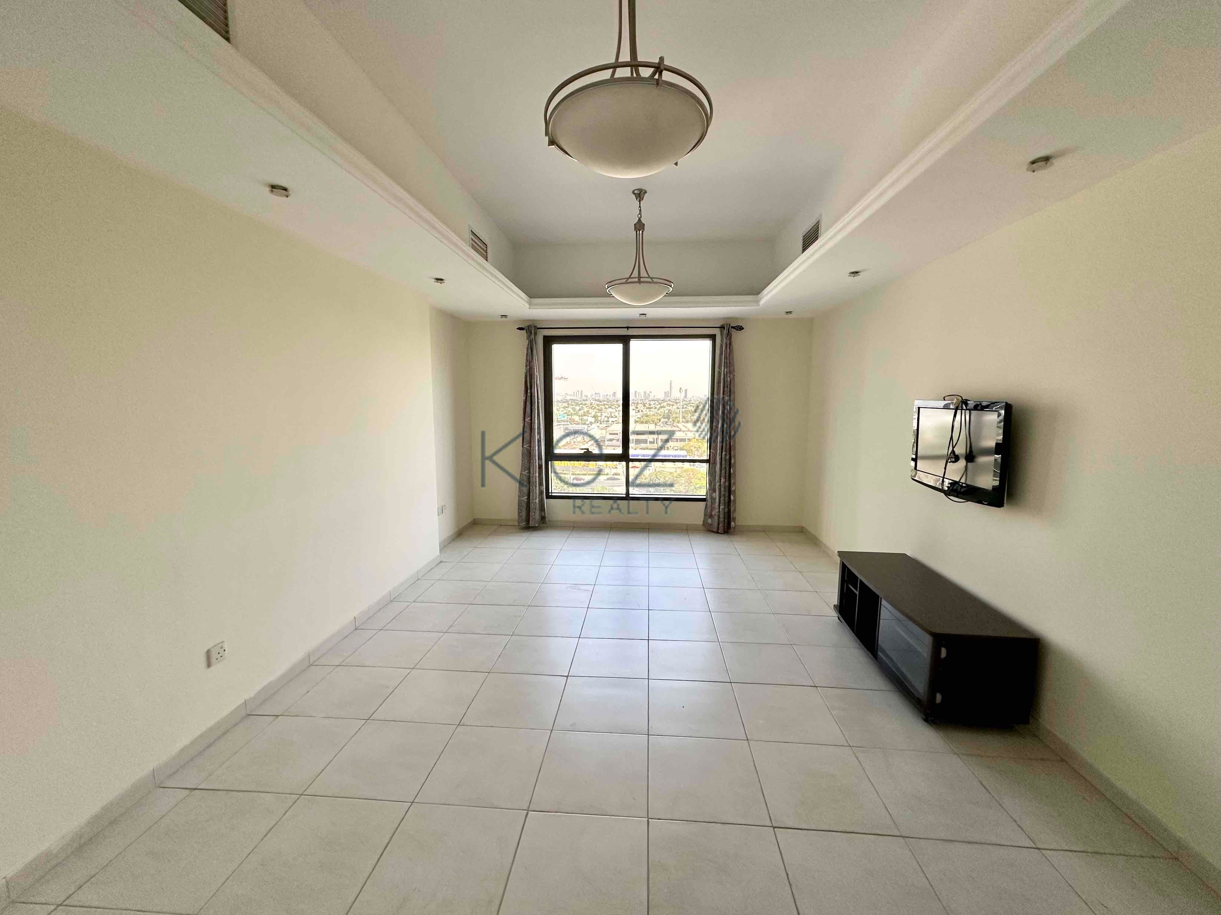 apartment card