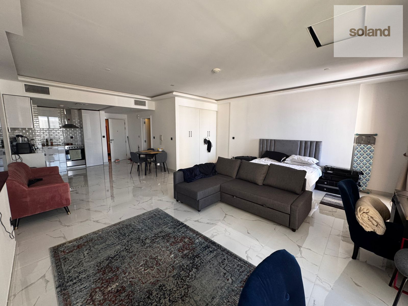apartment card