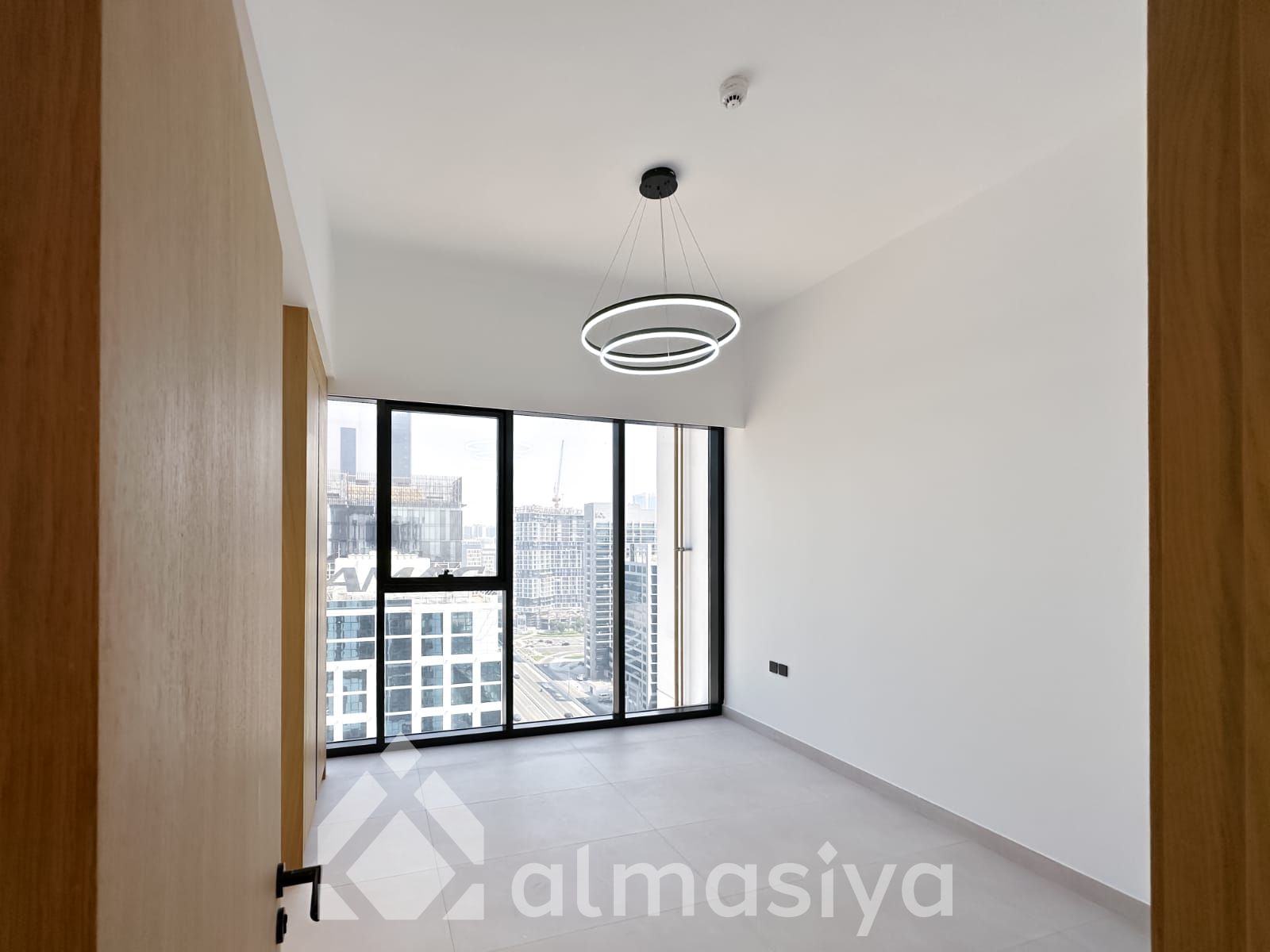 1 Month free | Specious & Bright | Prime location