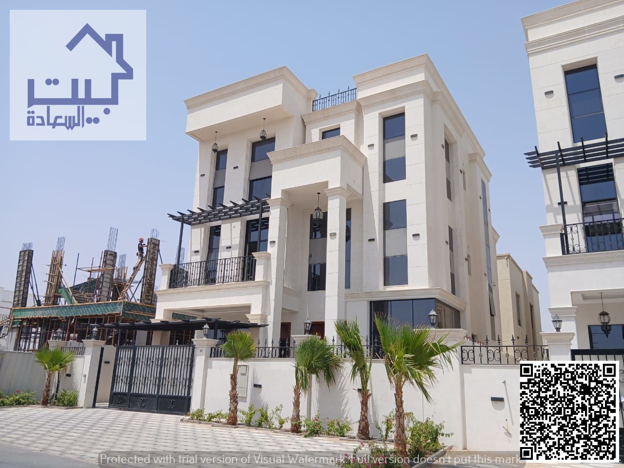 Villa for sale in Al Zahya area, consisting of two floors and a roof - a spacious living room and hall - a large swimming pool - 5 master bedrooms wit