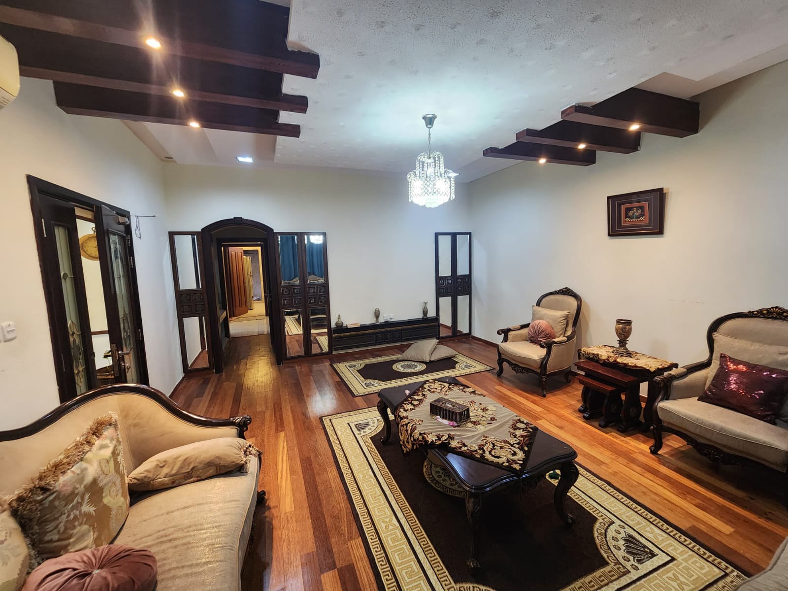 5 BR Villa for Sale in Al Rawda 1, Ajman