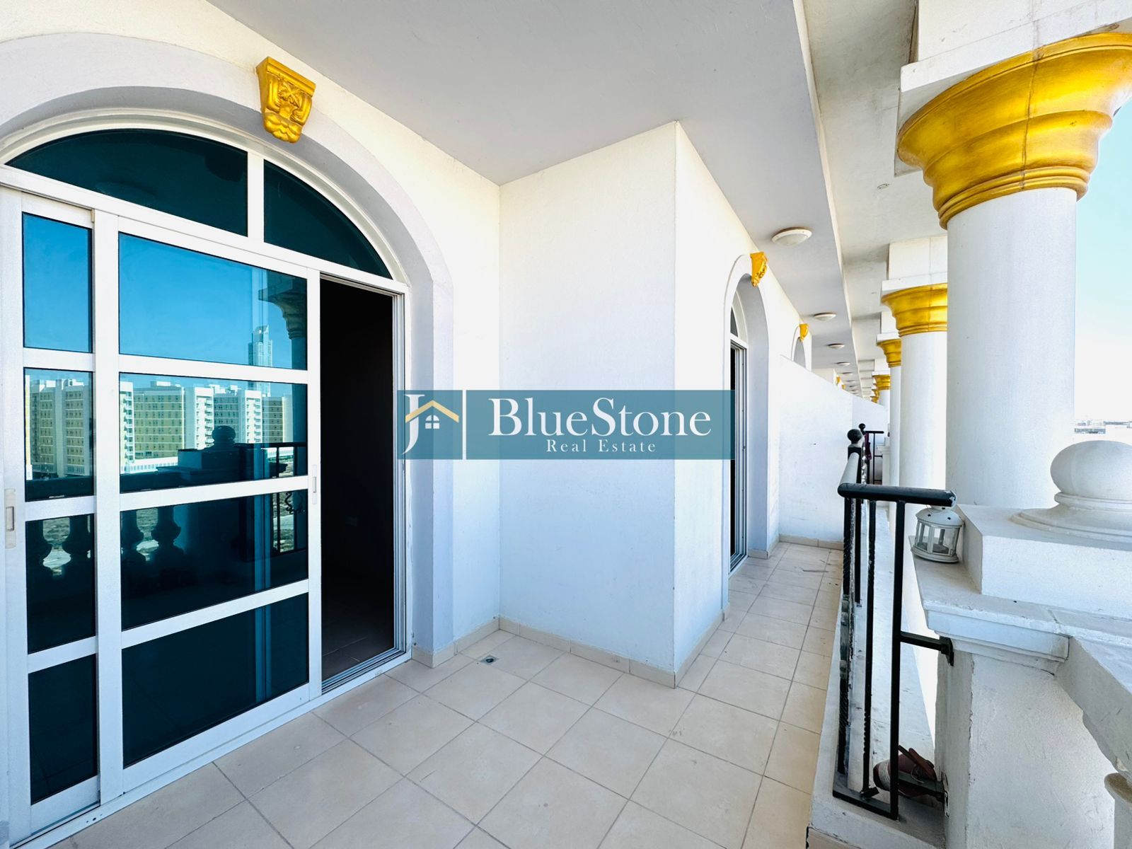apartment card