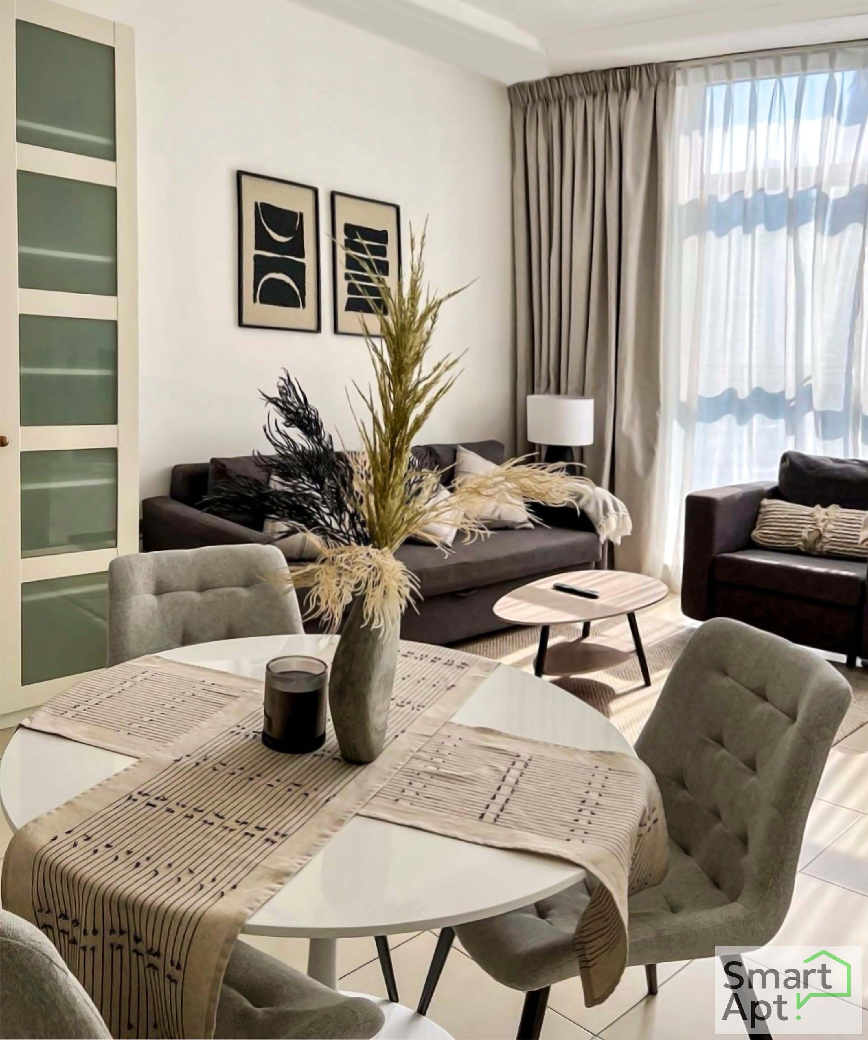 apartment card