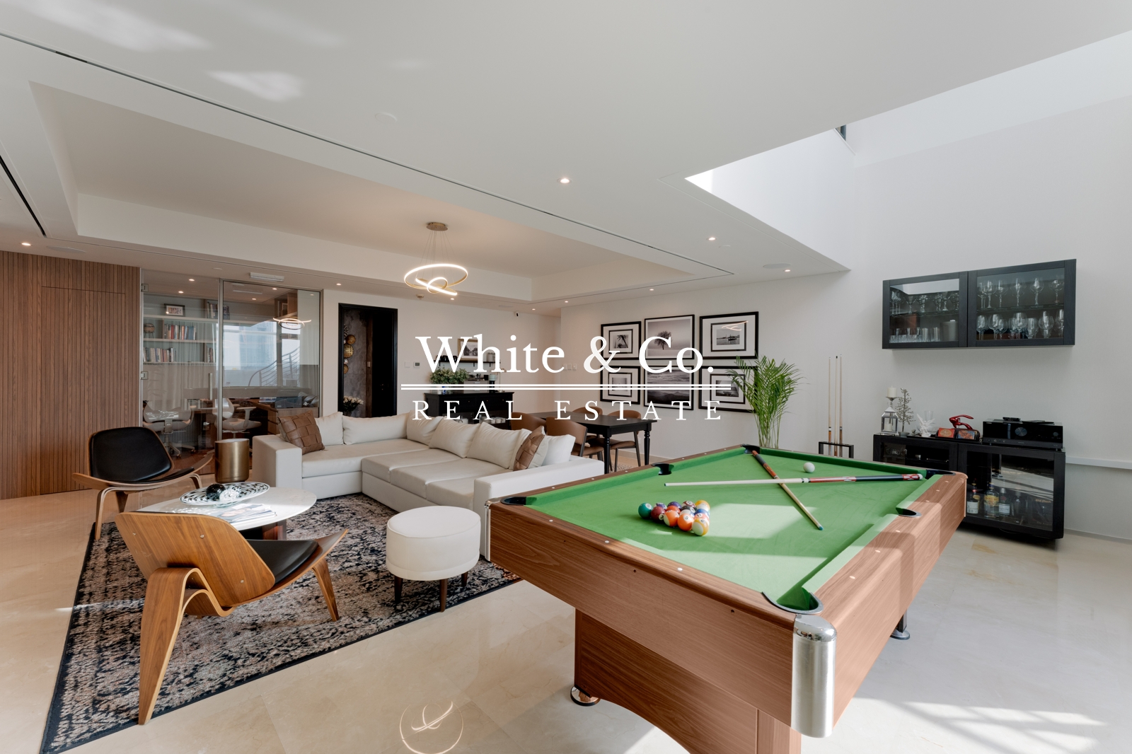 apartment card