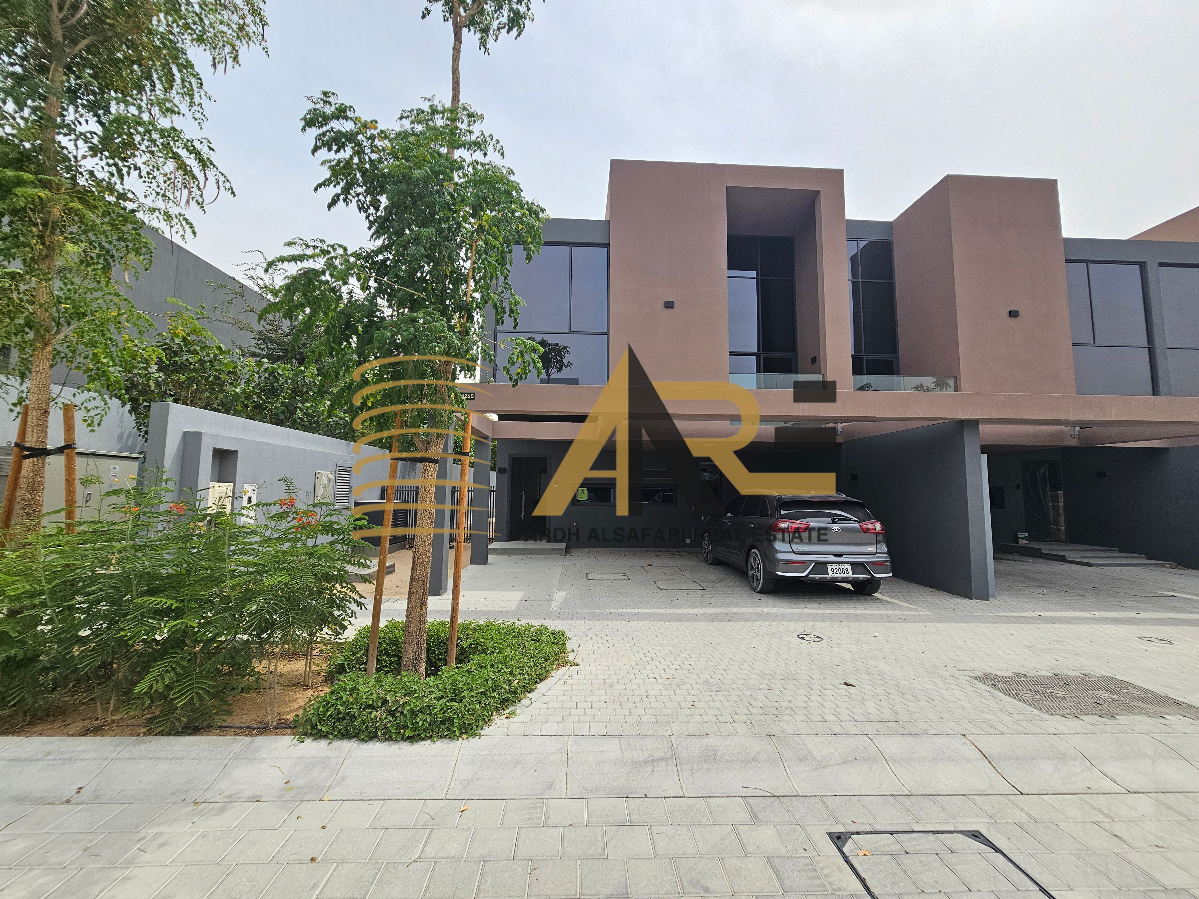 Amazing brand new villa 3master bedrooms L shape garden Parking 150k