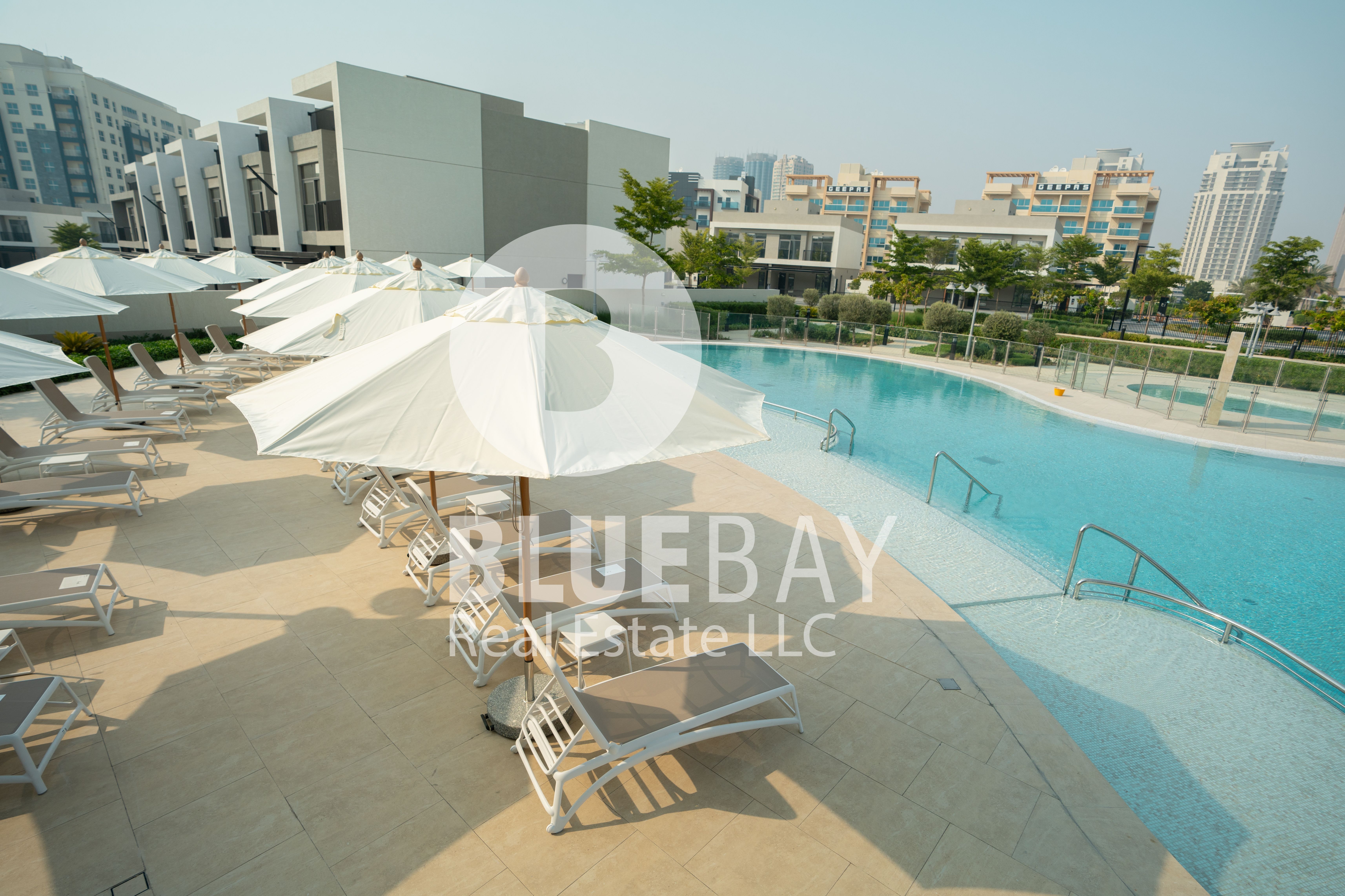 SPACIOUS UNIT | READY TO MOVE | 4 CHEQUES