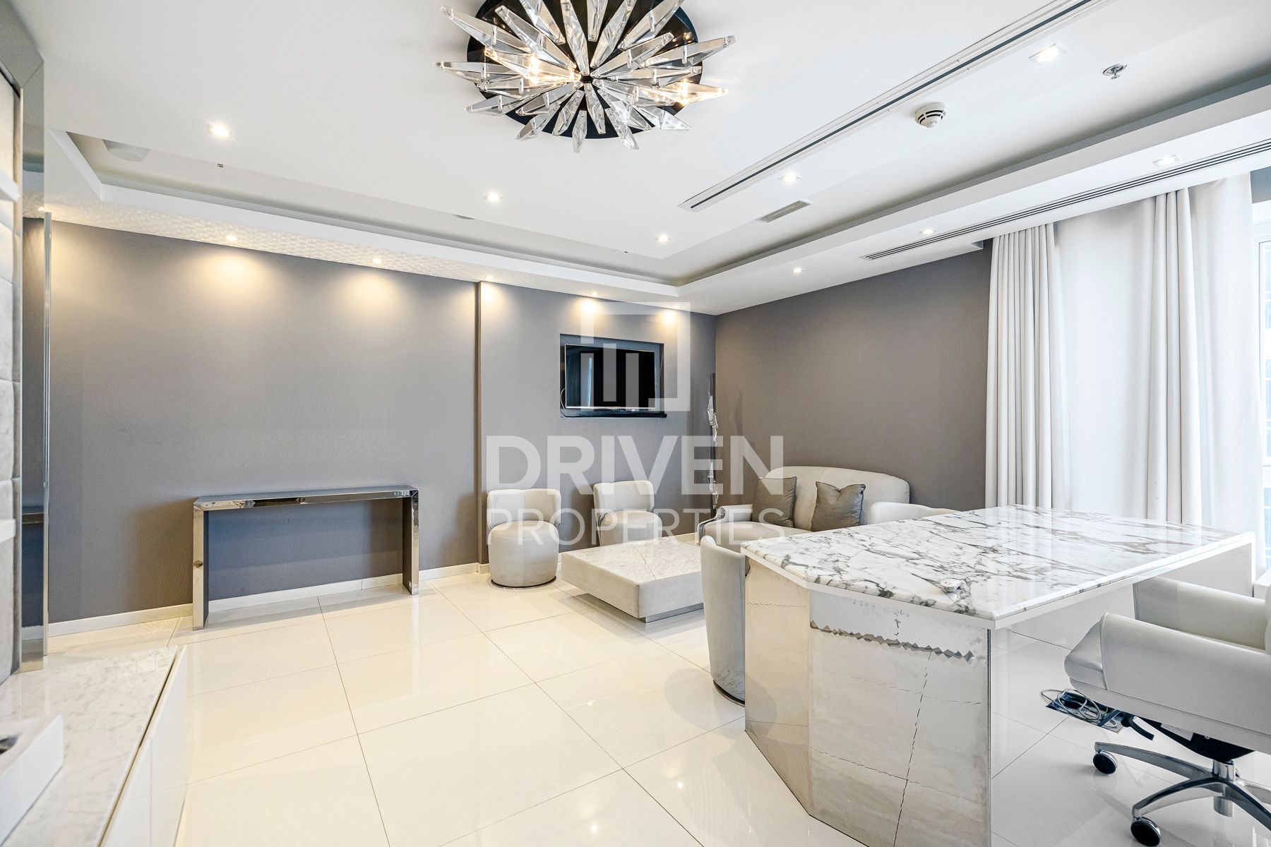 Vacant Office Space | Main Road View | 4 Cheques