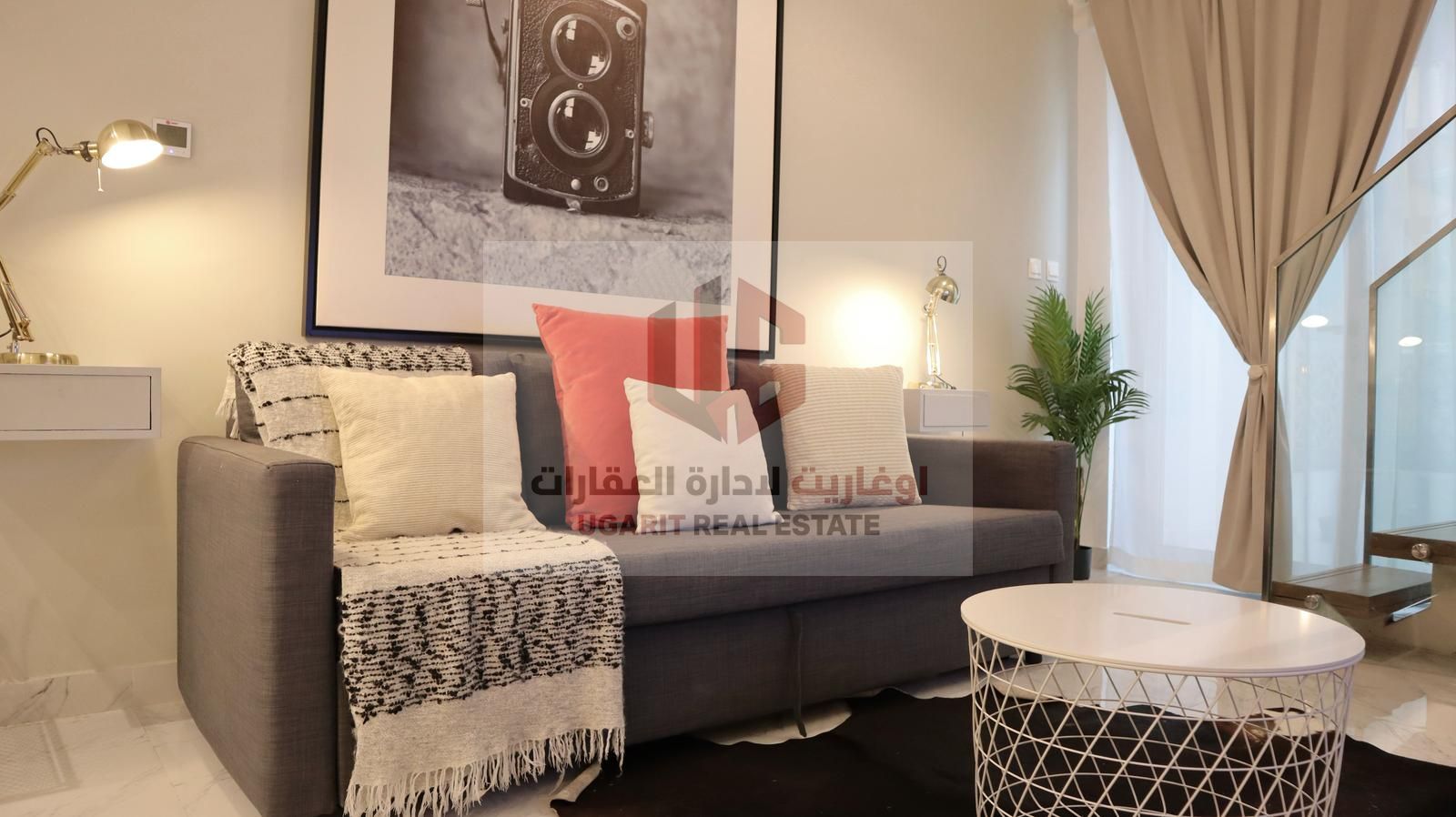 apartment card