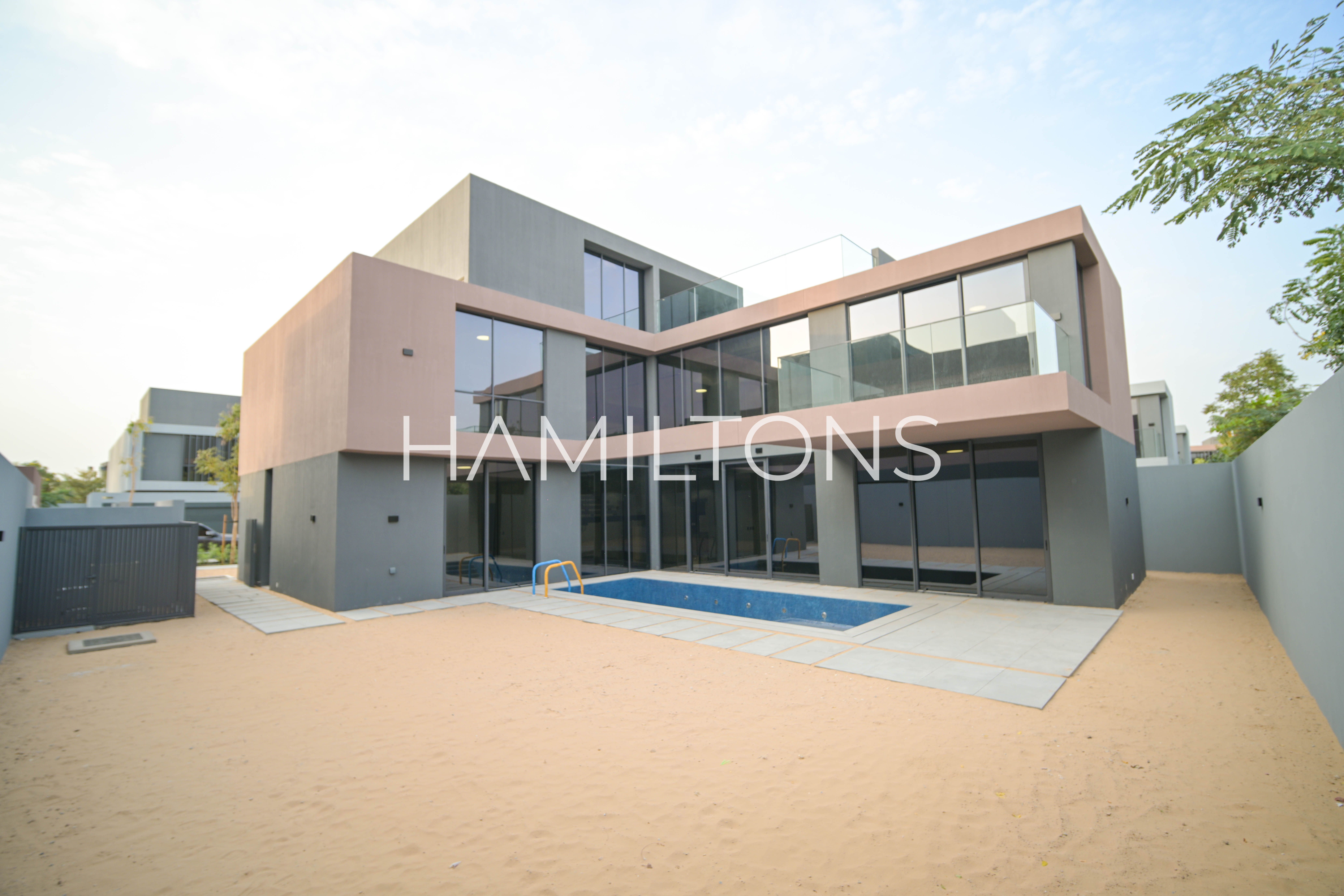 Modern Design | Amazing Payment Plans | Premium Interior| | Resale