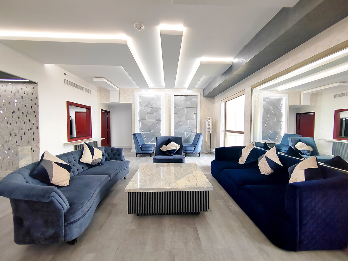 apartment card