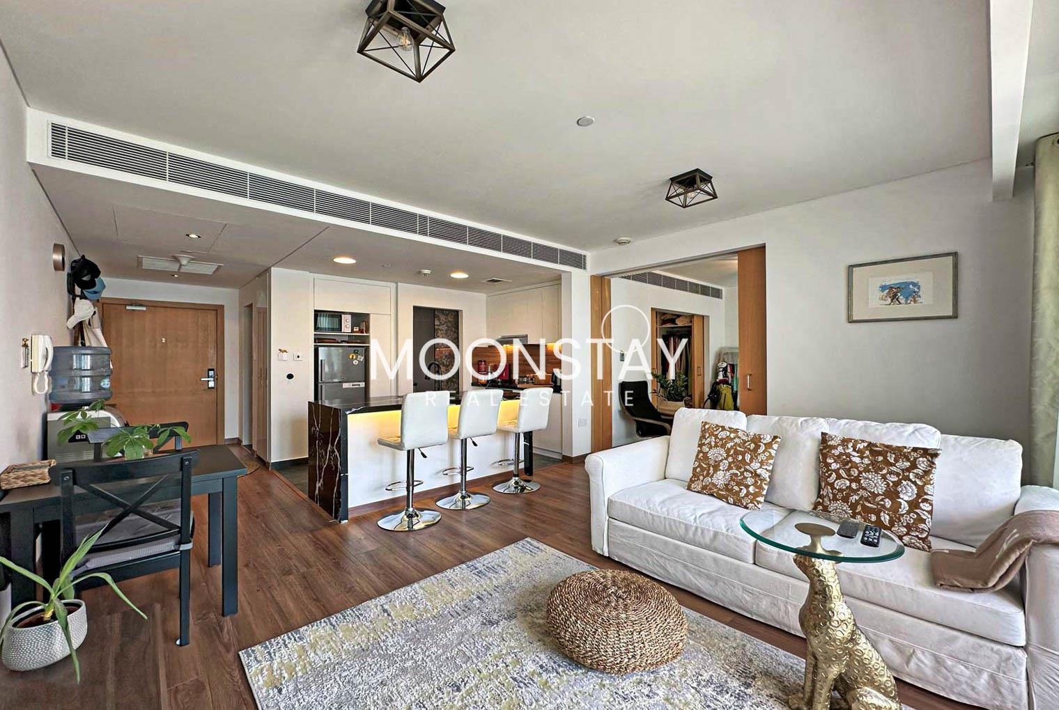 apartment card