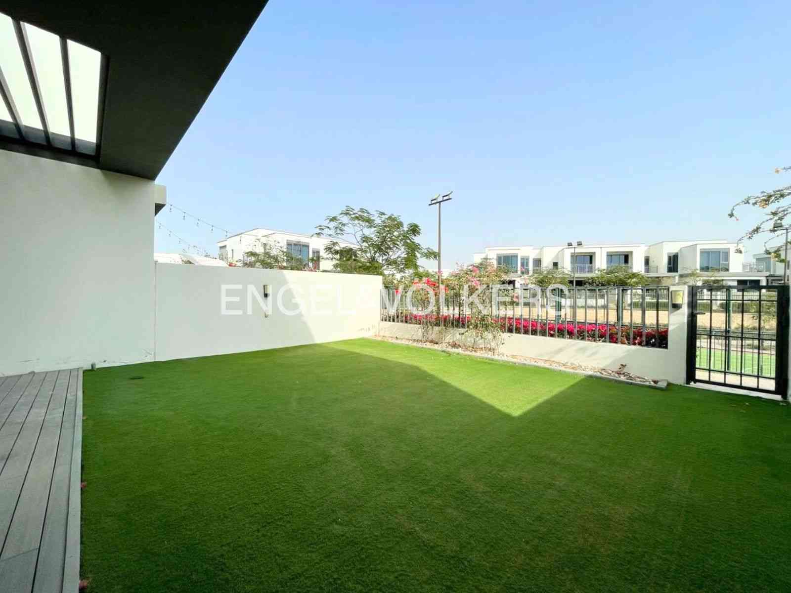 Exclusive l Park View l Single Row l Available