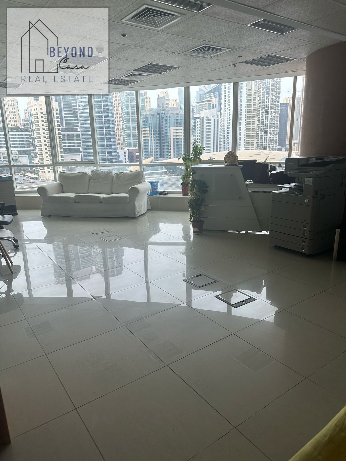 FURNISHED OFFICE ] NEAR THE METRO STATION ] READY FOR MOVE IN