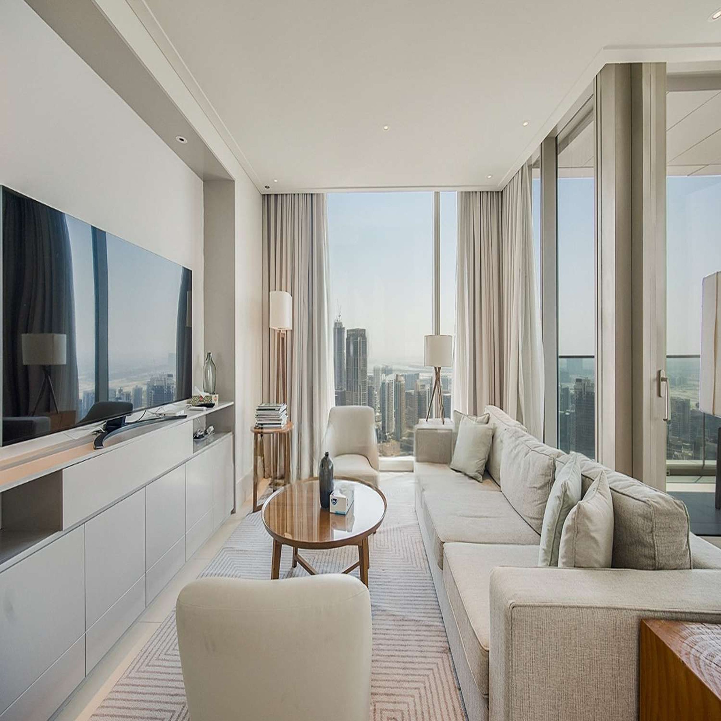 Luxury 2BHK Apartment with Stunning Burj Khalifa Views – Downtown Dubai Living
