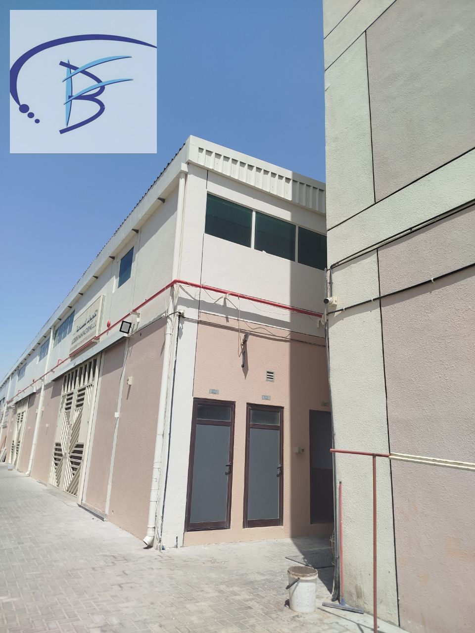 Warehouse complex and residential building for sale