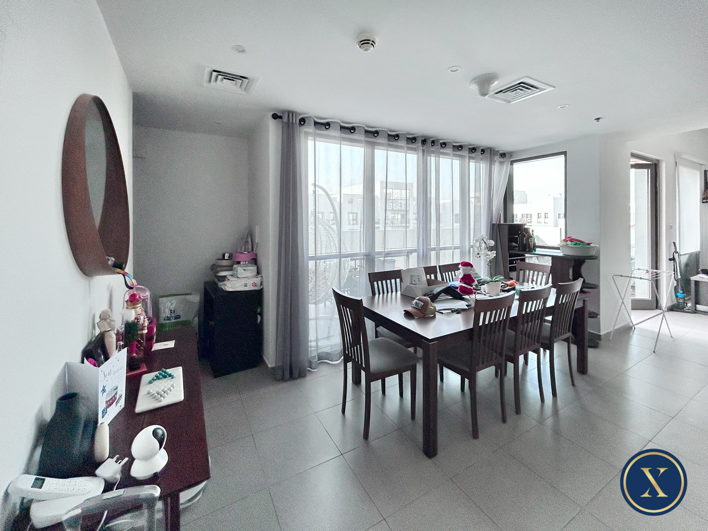 apartment card