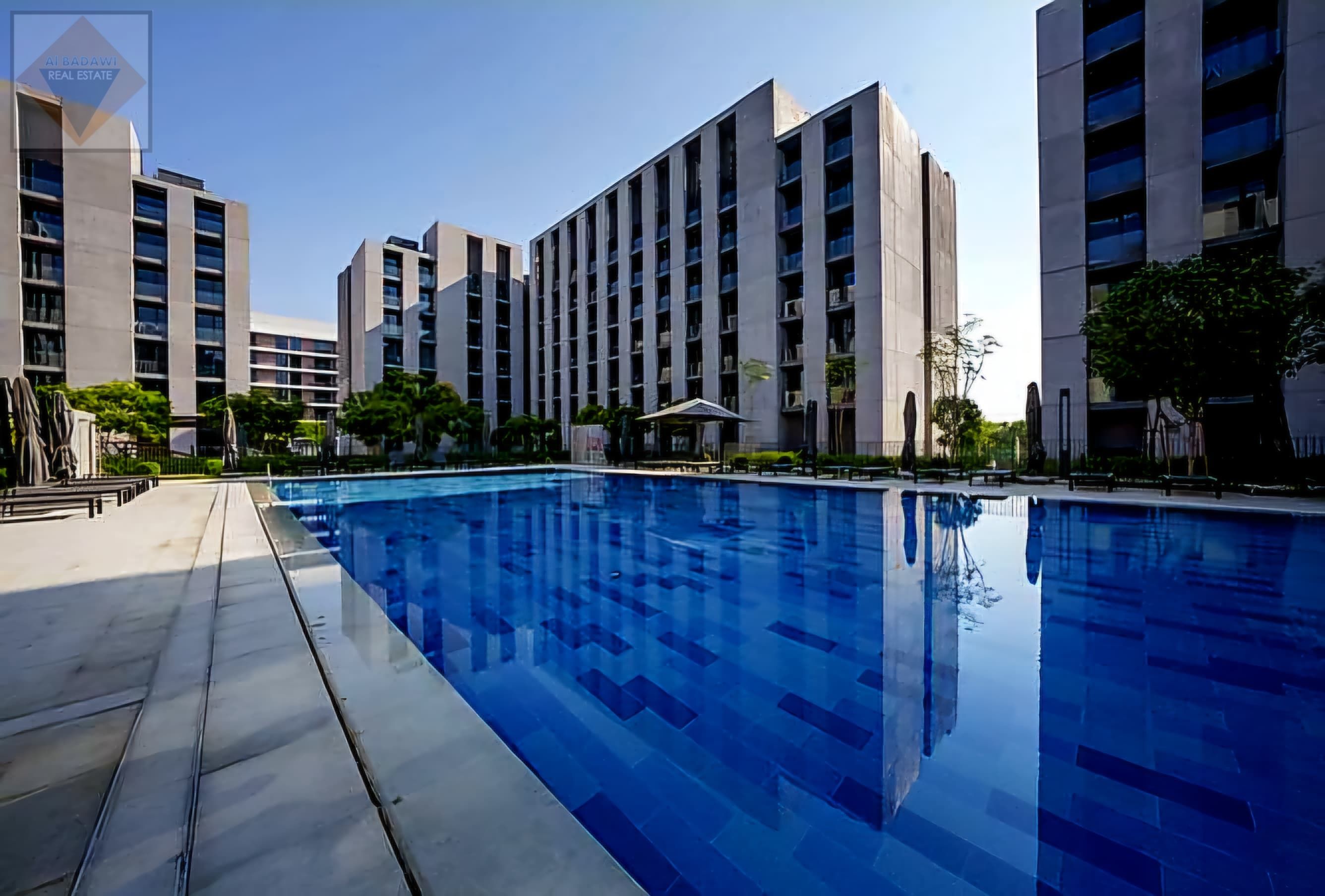 Oversized 1 BHK | 2 Bathrooms | Semi-Closed Kitchen | Great Layout