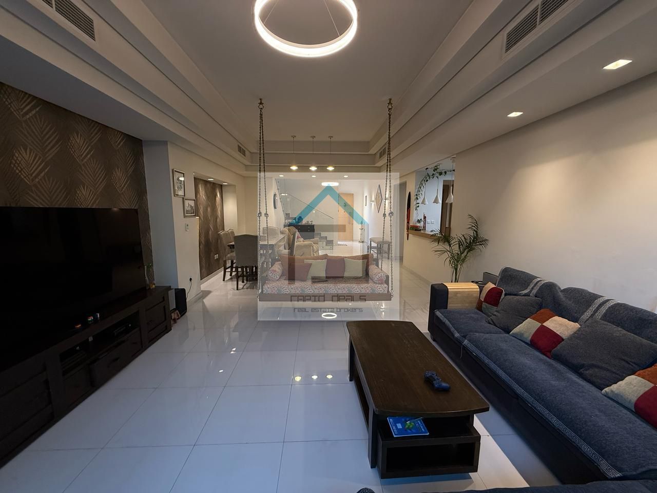 Upgraded 3BR+M Townhouse | Bright & Spacious Living