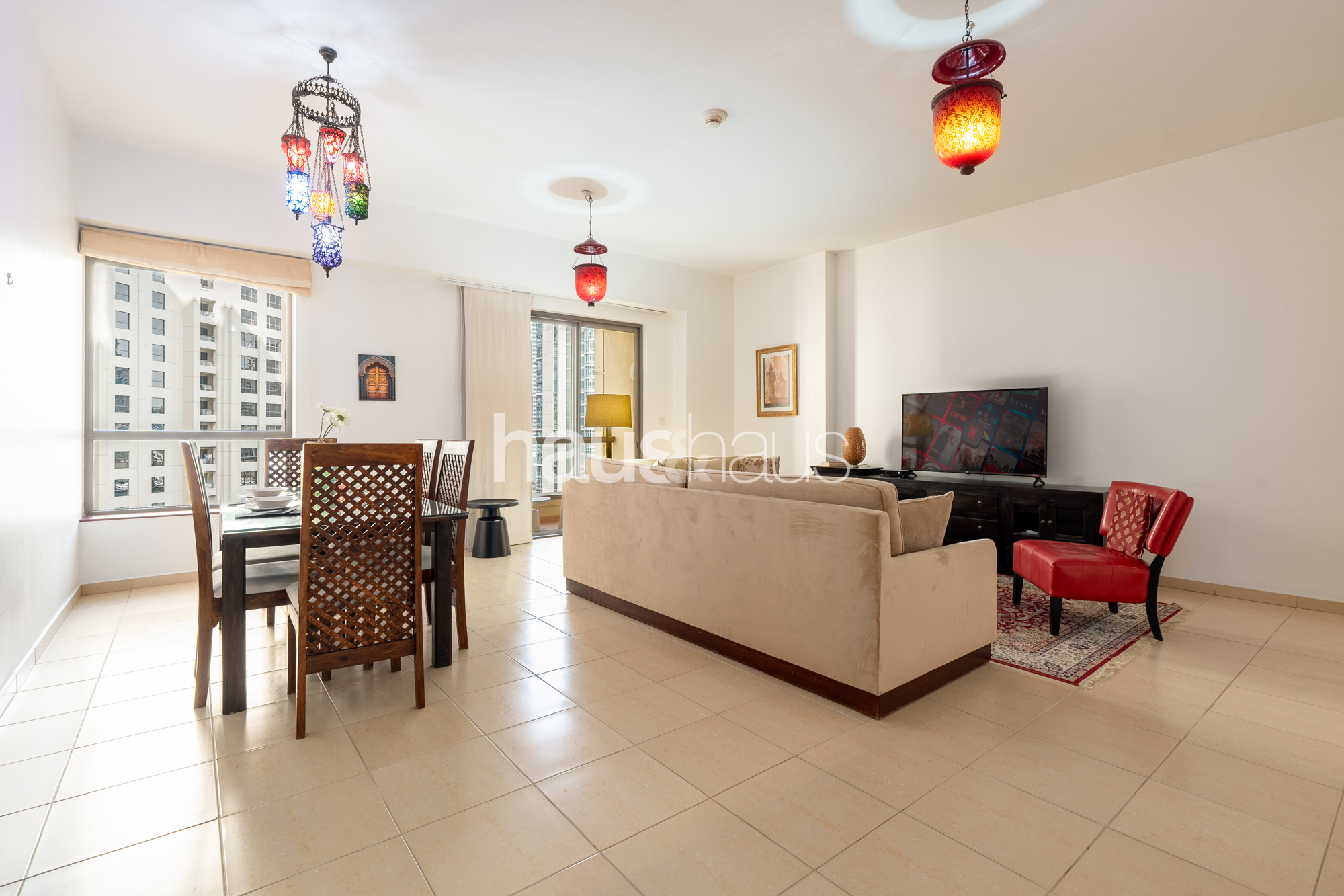 apartment card