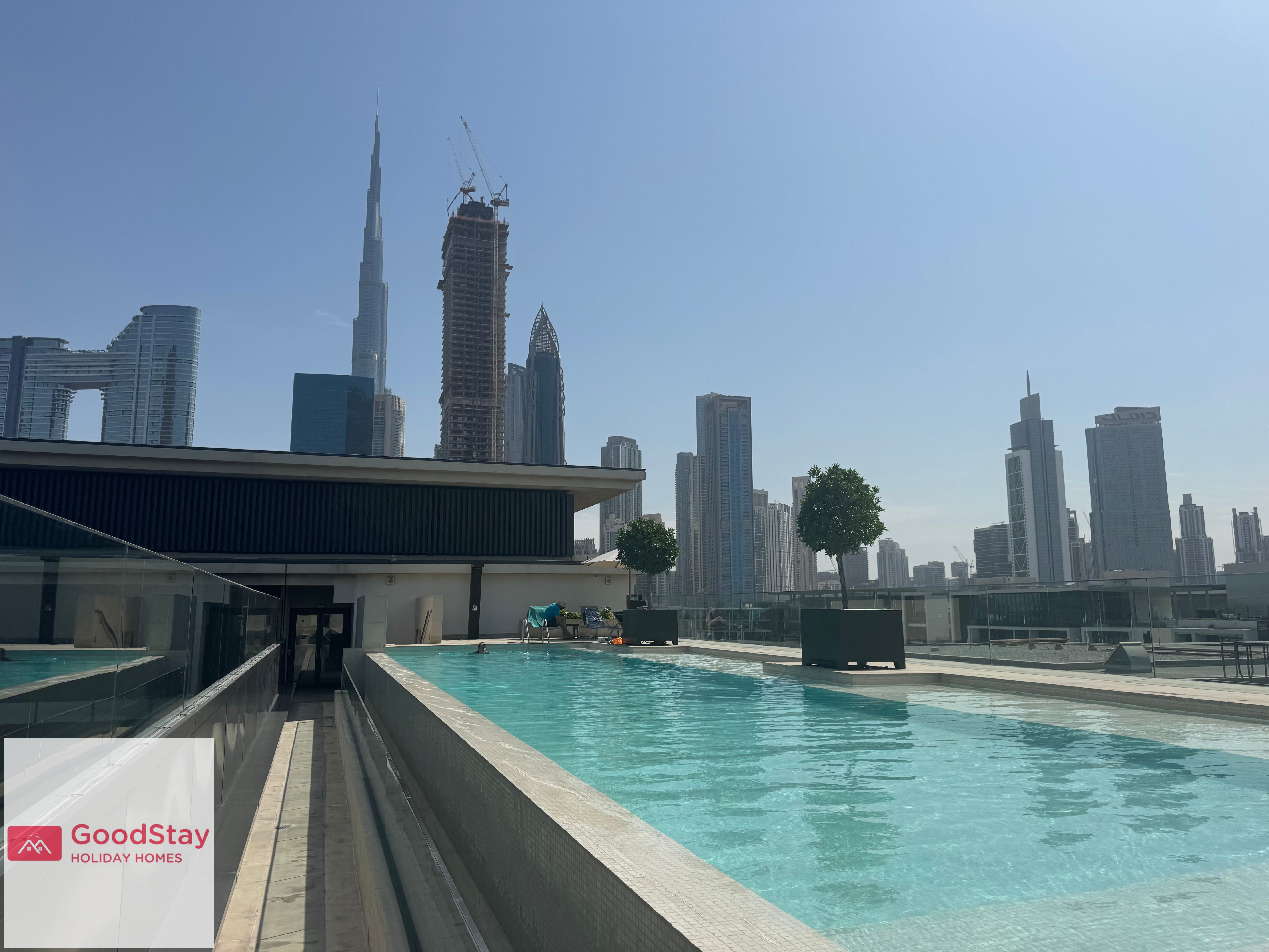 Luxury 2BDR Apartment in City Walk, Pool Access