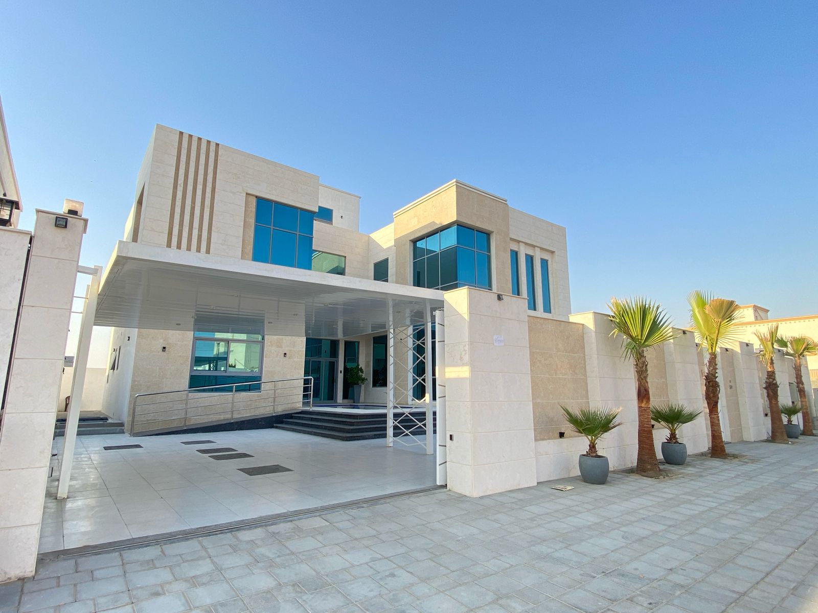TWO FLOOR LUXURIOUS VILLA FOR SALE IN AJMAN YASMEEN AREA