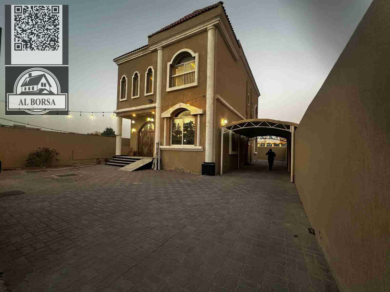 Villa for sale at an attractive price in Rawda 1 area, five rooms, ground floor, first floor and roof, only 3 years old