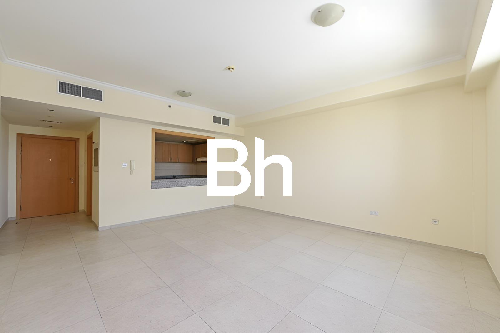 apartment card