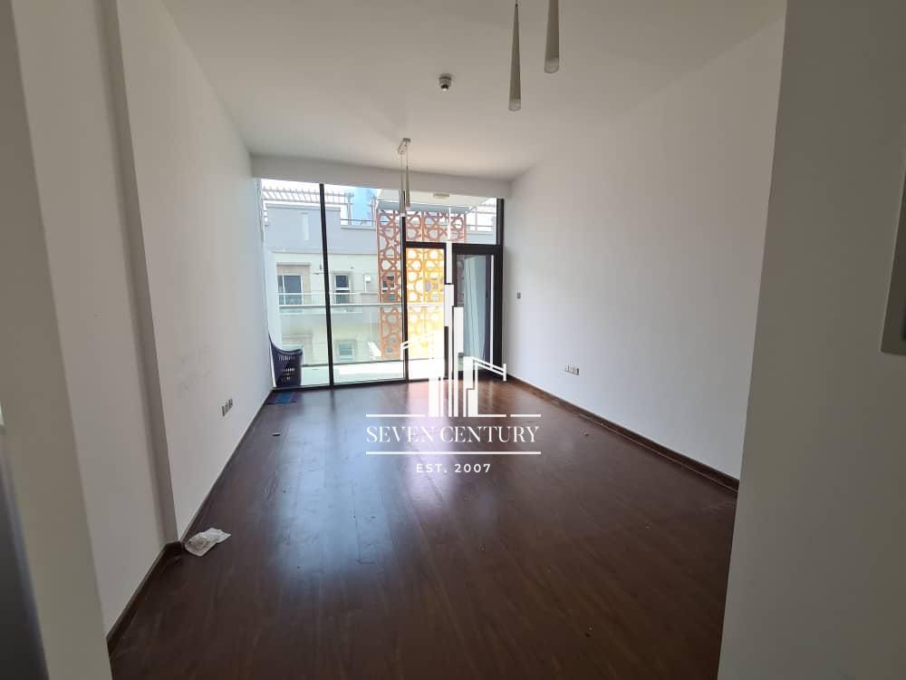 apartment card