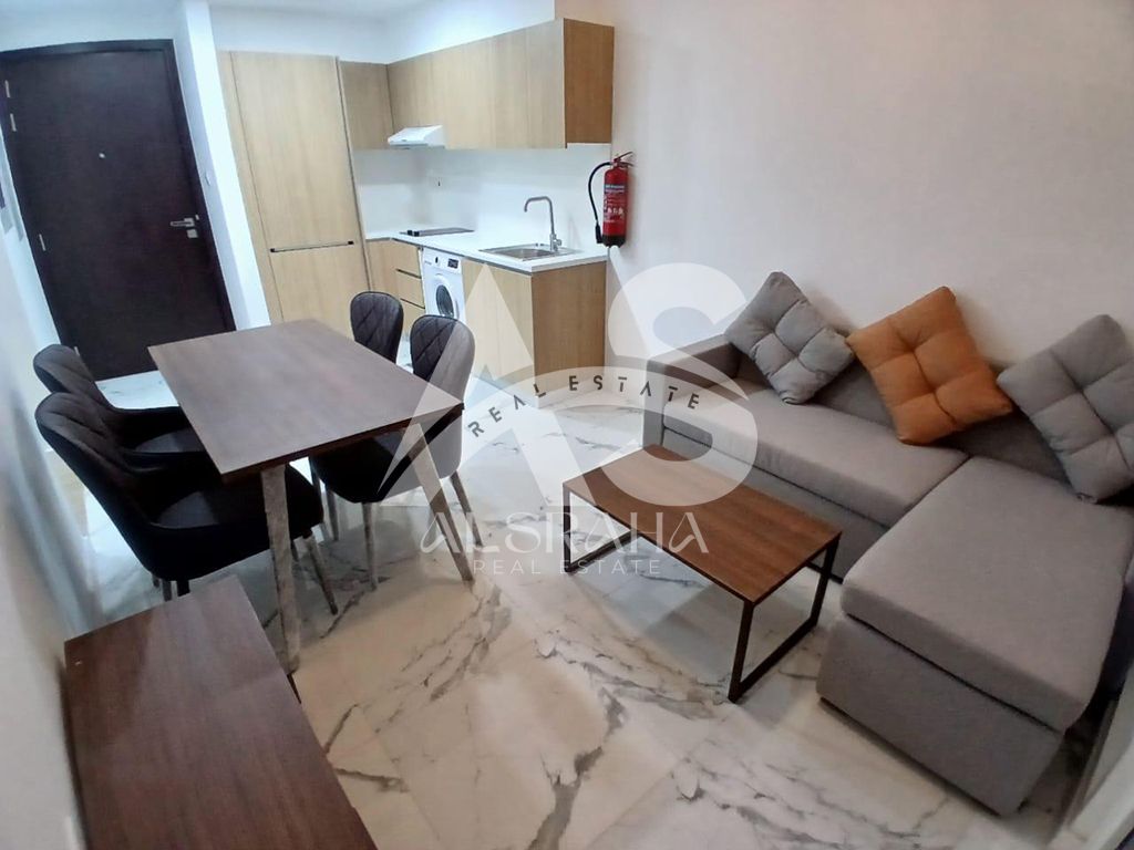 apartment card