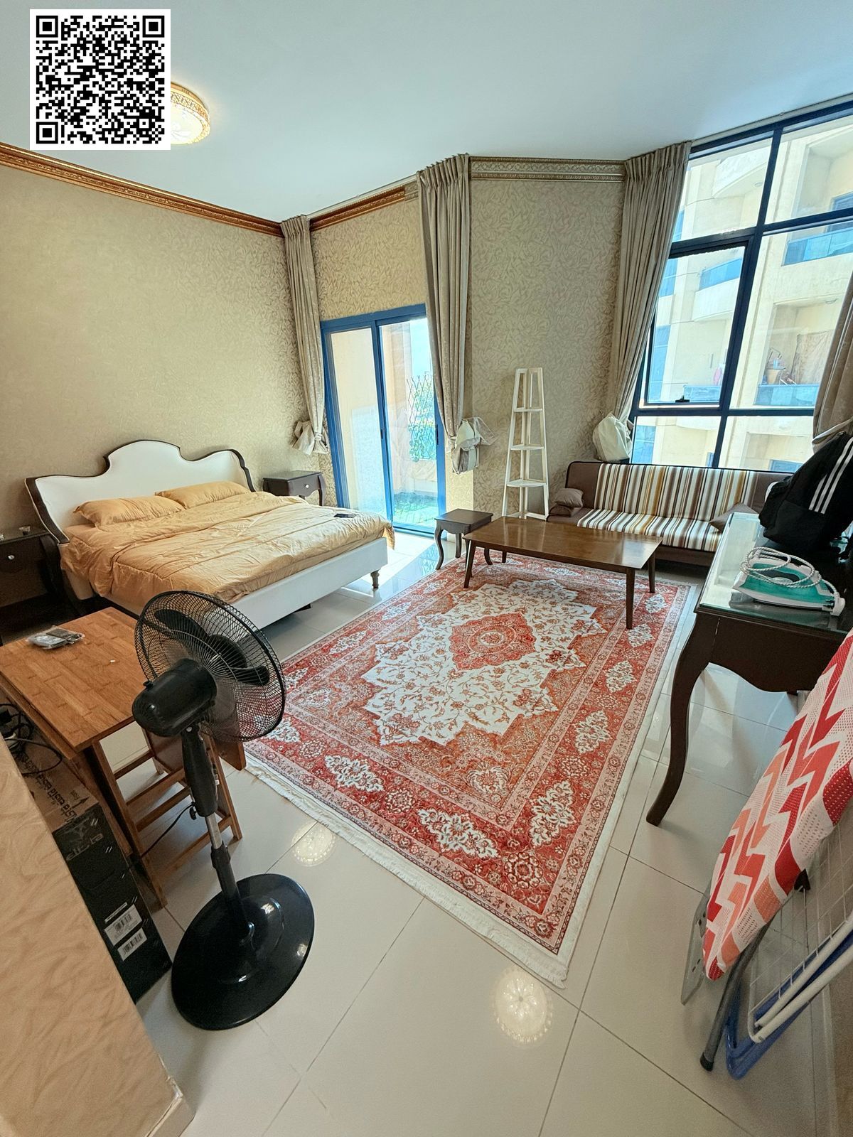 apartment card