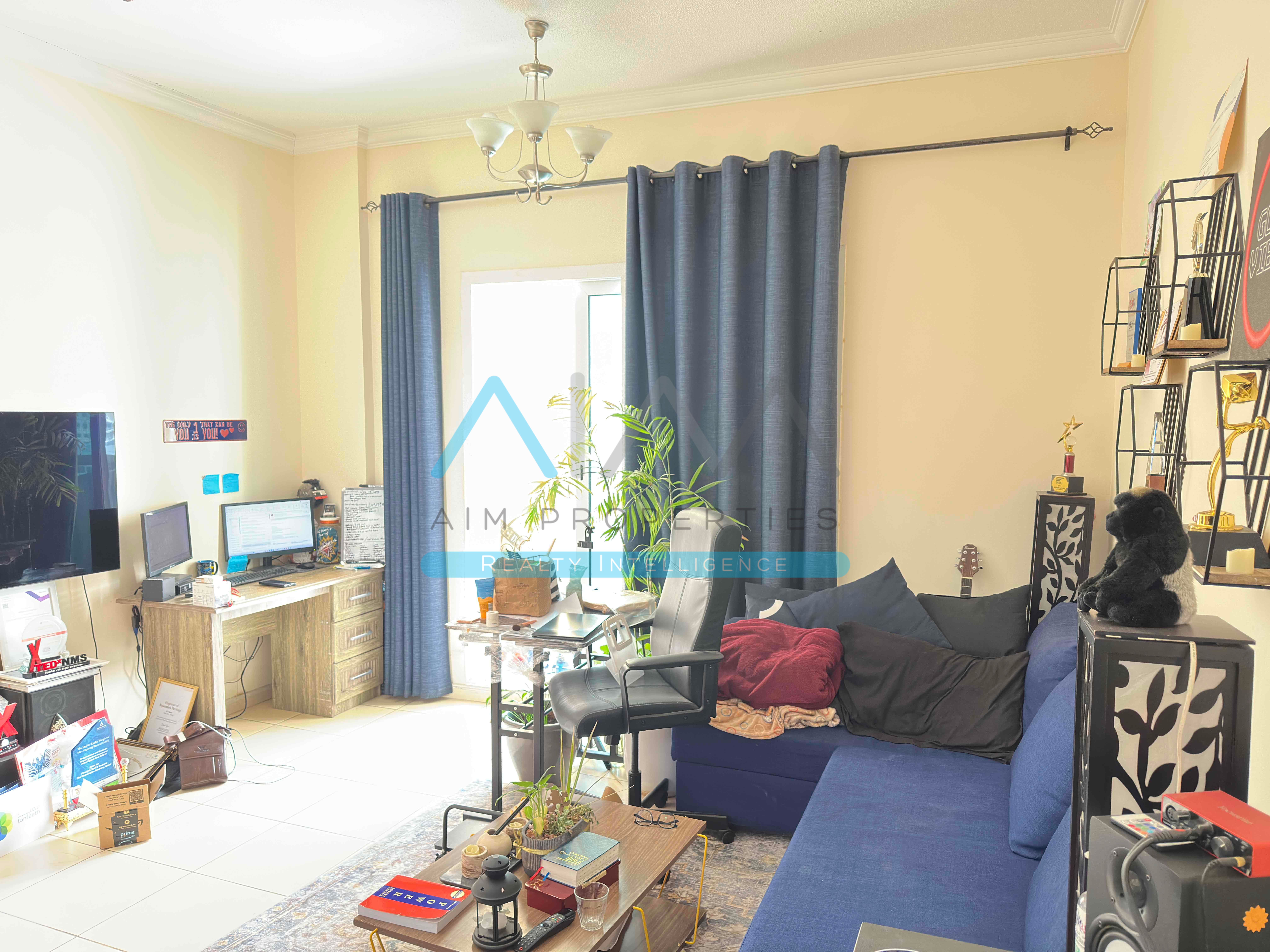 apartment card