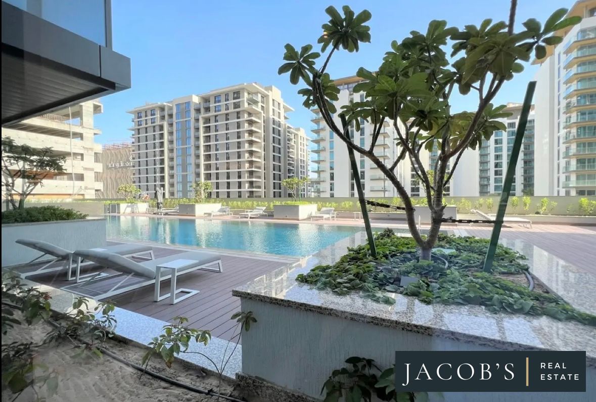 apartment card