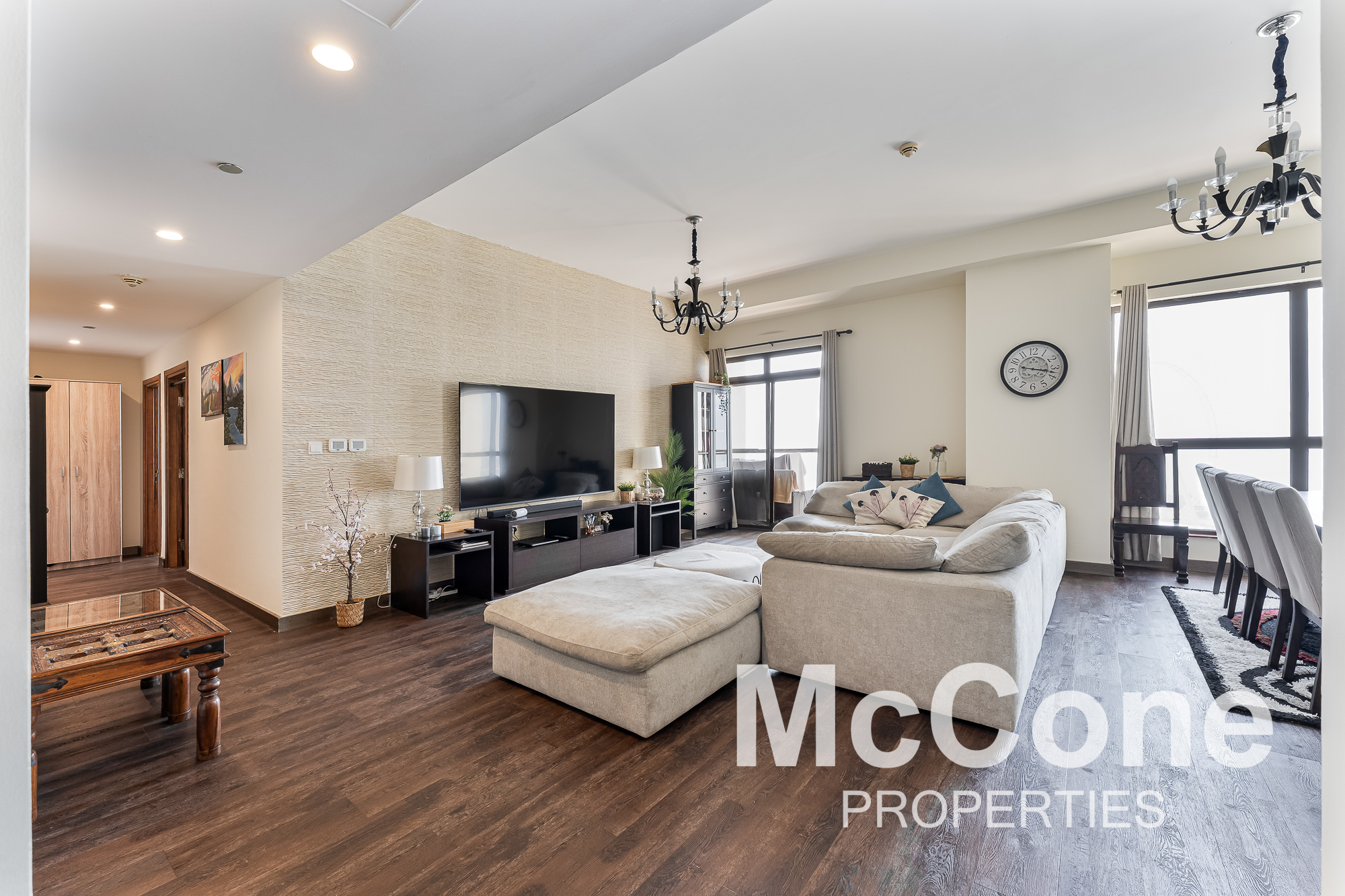 apartment card