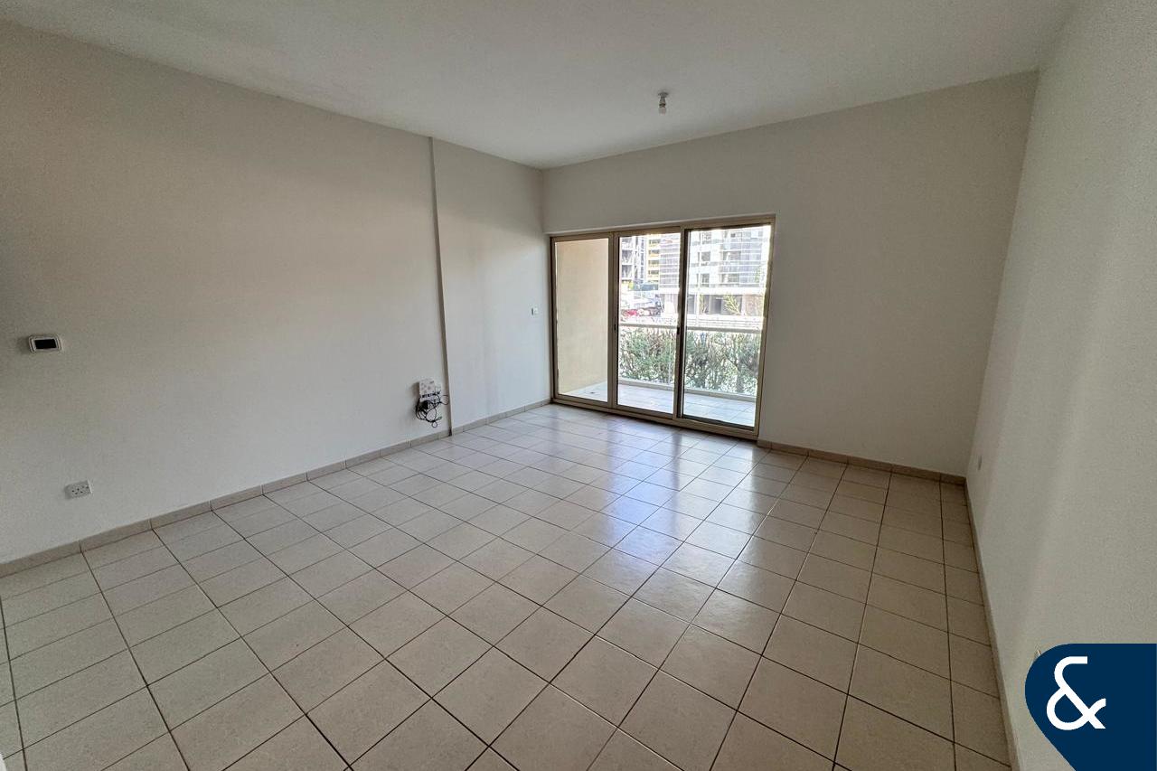apartment card